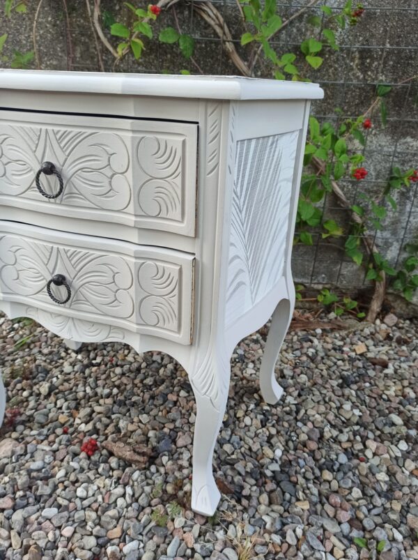 Kommode Beistelltisch Shabby Klein Schubladen Tapete Weiß Vintage Upcycling grau – Bild 3