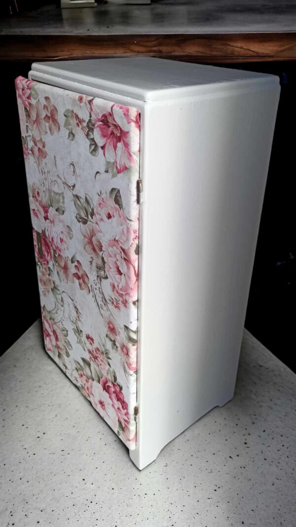 Schrank Shabby Rosen Mädchen Irina Wäscheschrank Vintage Upcycling – Bild 3