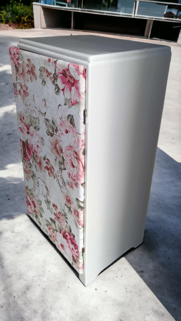 Schrank Shabby Rosen Mädchen Irina Wäscheschrank Vintage Upcycling