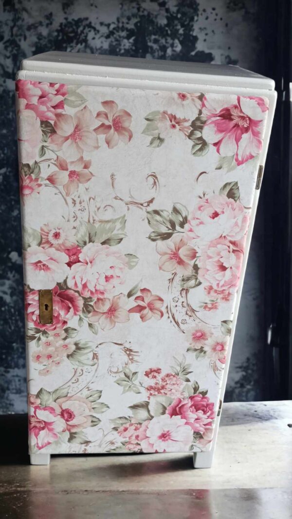 Schrank Shabby Rosen Mädchen Irina Wäscheschrank Vintage Upcycling – Bild 4