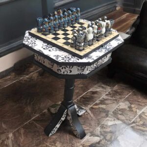Spieltisch Beistelltisch Schach Dame Backgammon Gothic Totenkopf Schwarz Vintage Upcycling