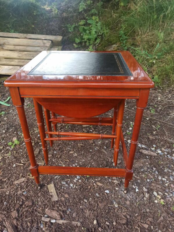 Tisch Beistelltisch Holztisch 3 in einem Schachteltisch Mahagoni Vintage Upcycling – Bild 5
