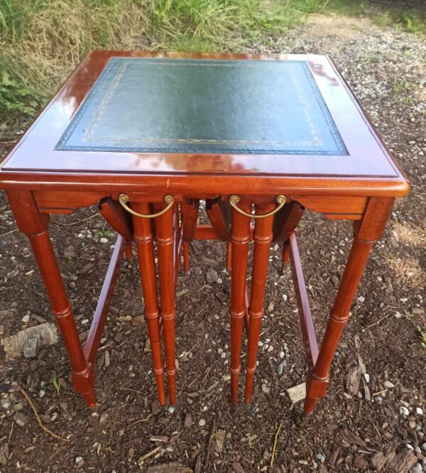 Tisch Beistelltisch Holztisch 3 in einem Schachteltisch Mahagoni Vintage Upcycling – Bild 7