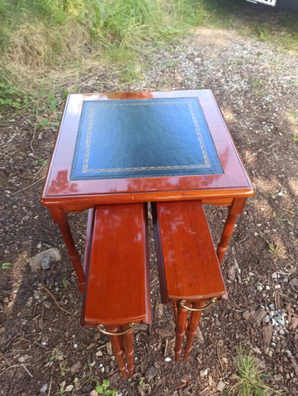 Tisch Beistelltisch Holztisch 3 in einem Schachteltisch Mahagoni Vintage Upcycling – Bild 10