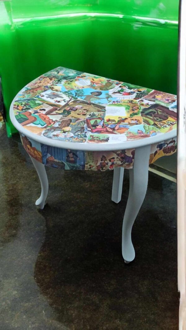 Tisch Holztisch Kindlich Märchen Shabby Vintage Upcycling Max – Bild 3