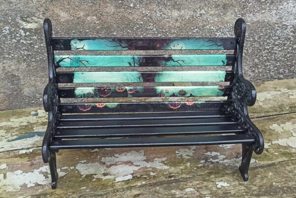 Puppenbank Bank Gothic shabby Vintage Upcycling Björn – Bild 7