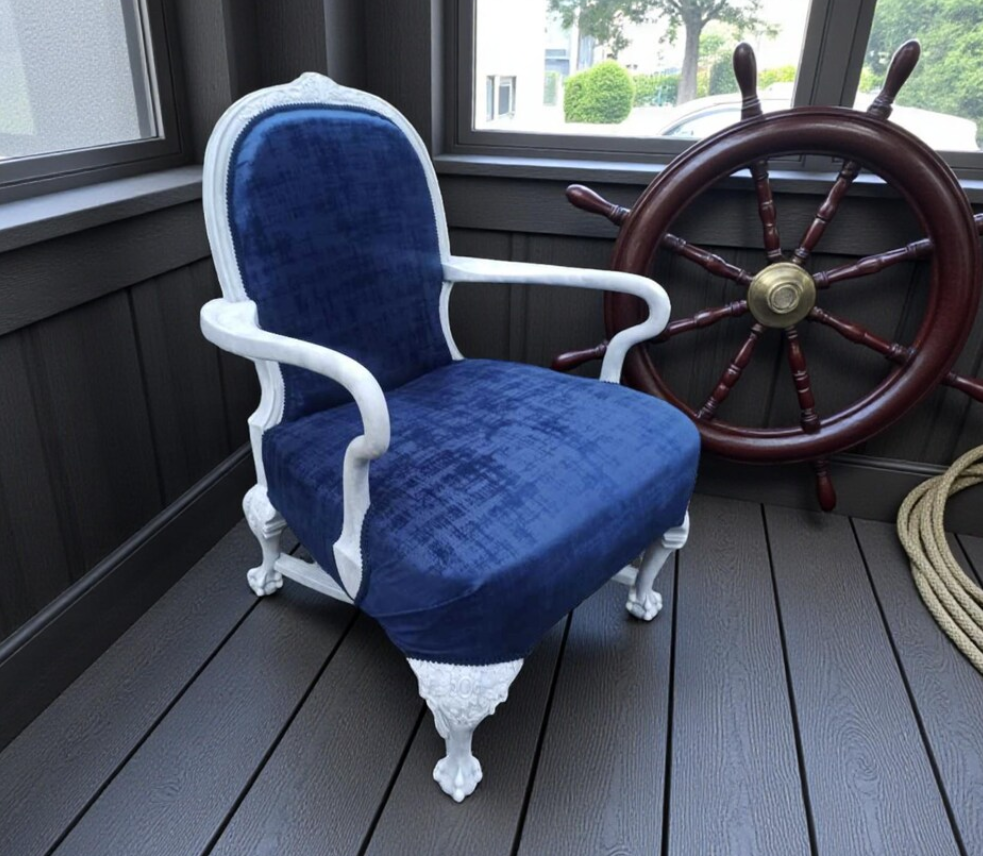 Vintage Sessel „Kajo“ – eleganter Sessel im königsblauen Stoff