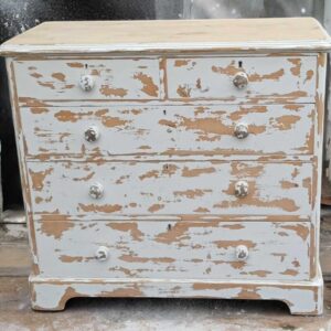 Vintage Kommode „Thio“ – Shabby Chic Upcycling – Weiß Holz