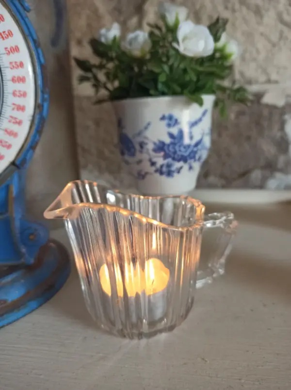 Sahnekännchen Milchkännchen Kännchen Glas Pressglas 30iger Vintage