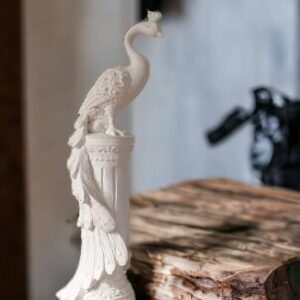 Pfau Handarbeit Weiß Gipsguss Figur Vogel