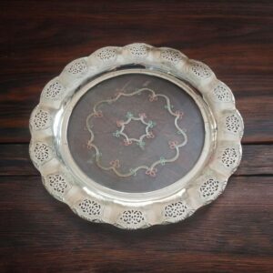 Vintage Metalltablett Glasabdeckung – rund, dekorativ & elegant